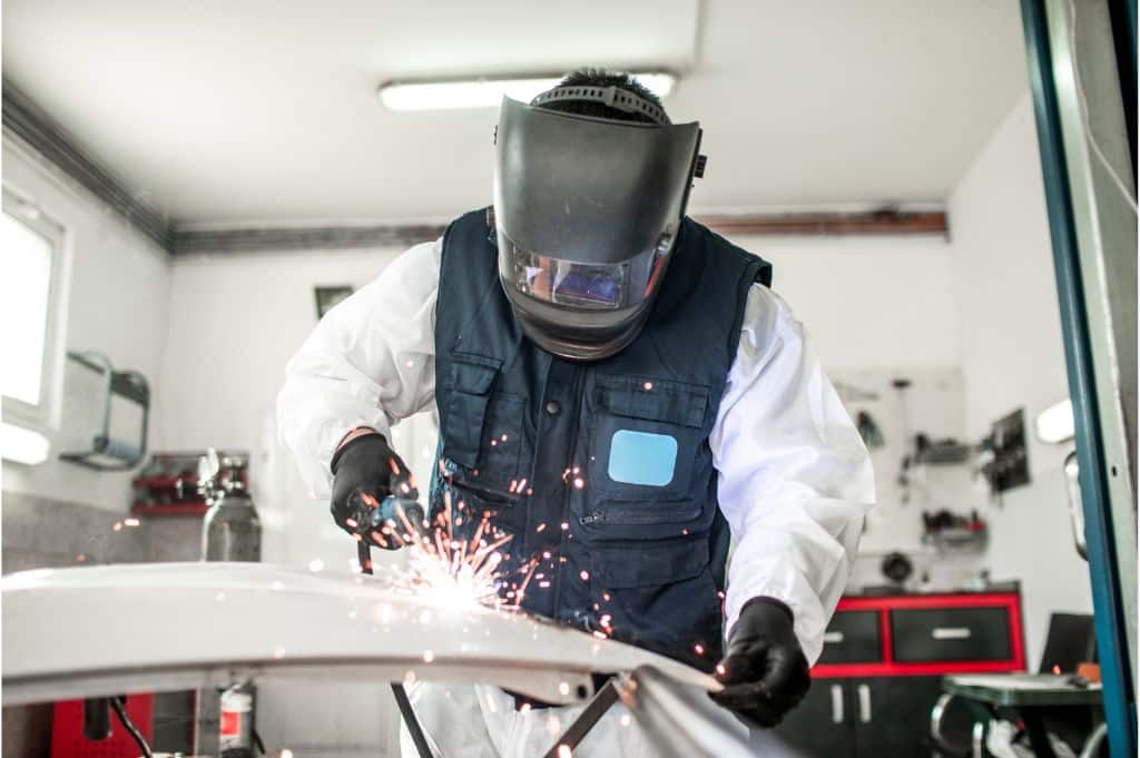 Best Dallas Auto Body Repair and Paint Shop to Fix Your Car